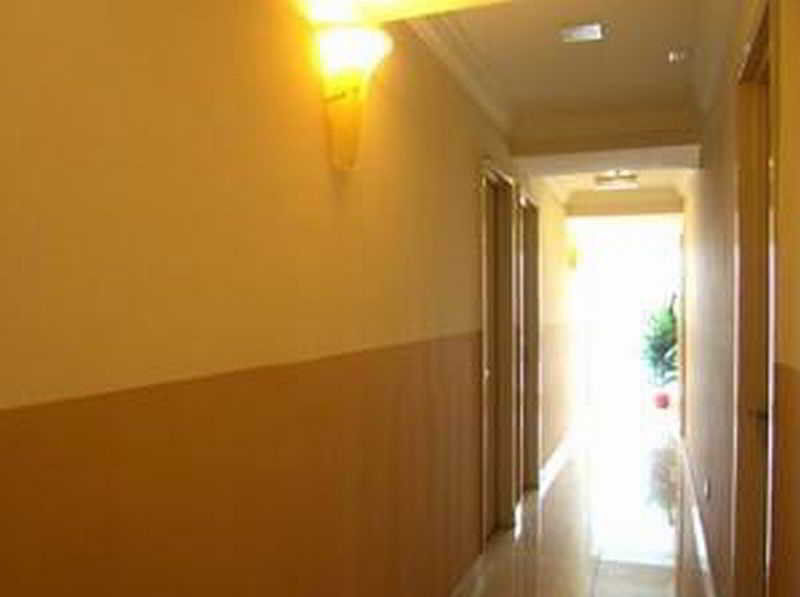 Sun Inns Kelana Jaya Петалинг Джая Екстериор снимка