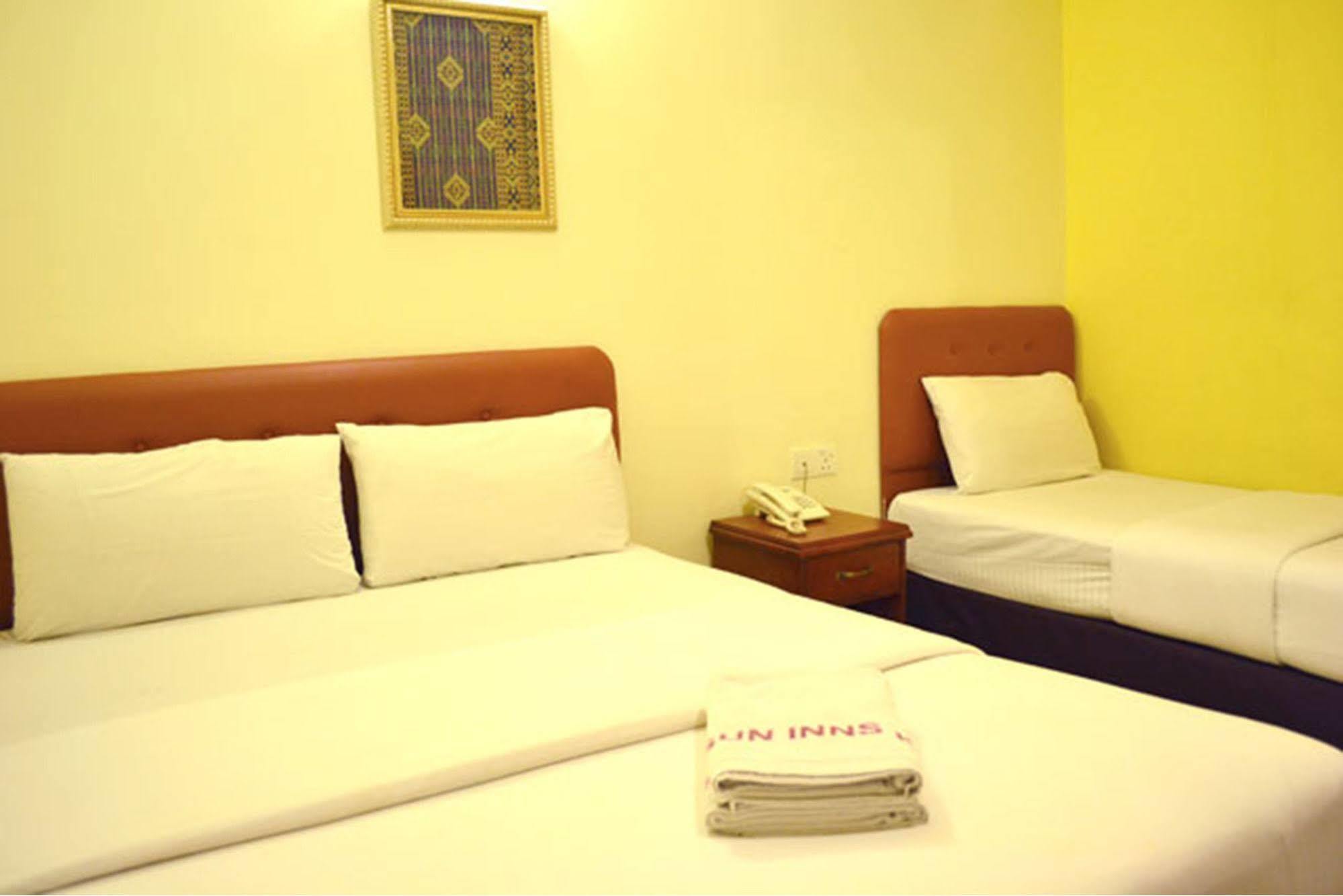 Sun Inns Kelana Jaya Петалинг Джая Екстериор снимка